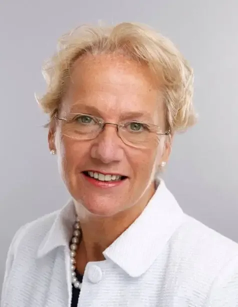 Ros Marshall